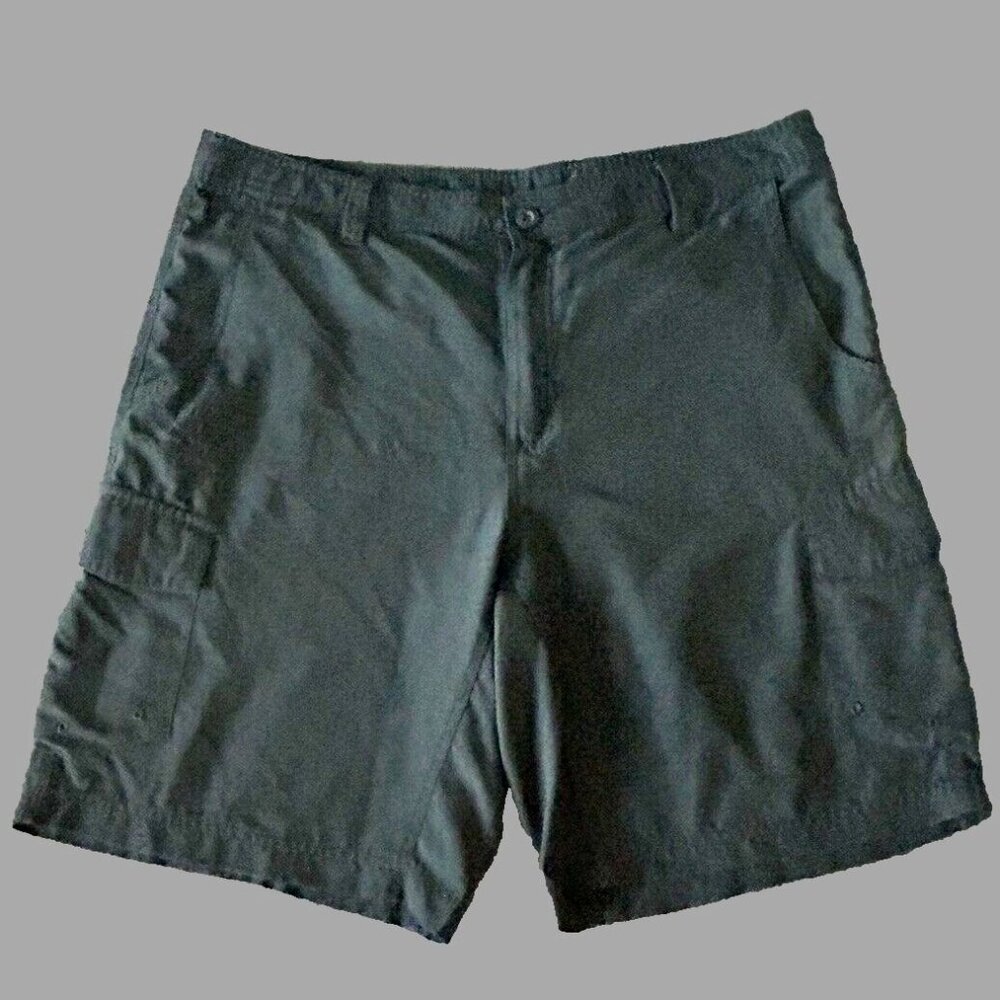 Men's Magellan Black Outdoor Performance water repellent Cargo Shorts Size 36